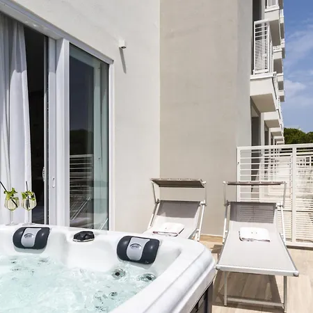 Hotel Life 4 Superior