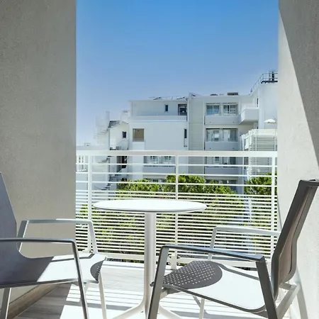 Hotel Life 4 Superior 4*