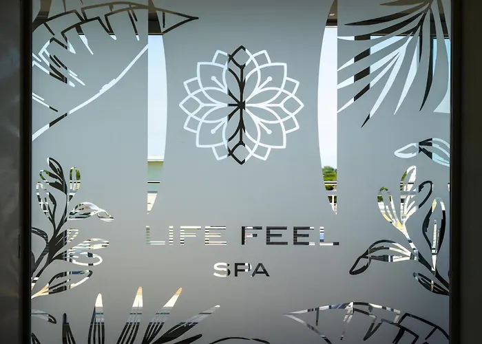 Ξενοδοχείο Life 4 Superior 4*