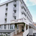 Life 4 Superior Отель 4*