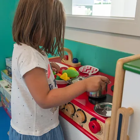 Life 4 Superior 4* بيبيوني