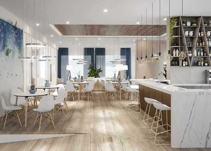 Life 4 Superior فندق بيبيوني